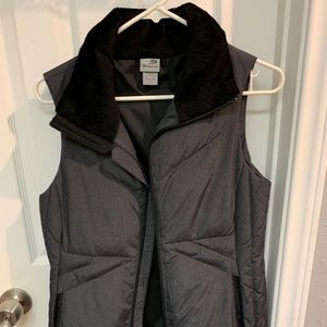 C9 puffer vest with plush neck
